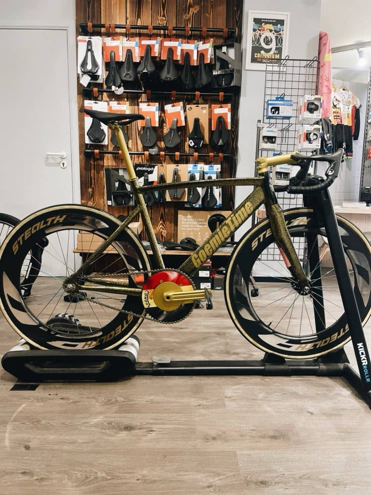 Baanfiets op de rollen
